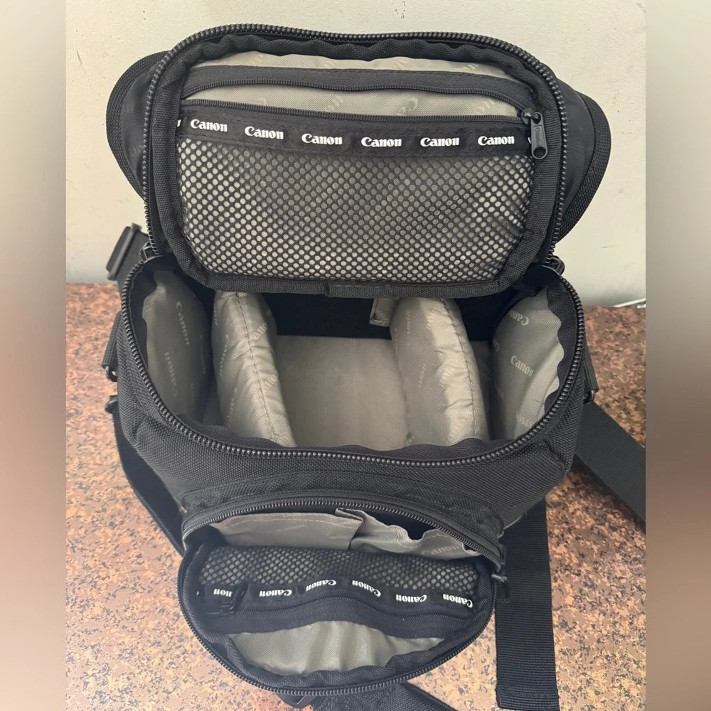 Canon 100EG Custom Gadget Bag